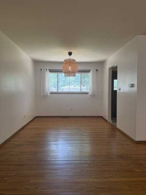 773 Kingston Ln - Photo 5 of 15