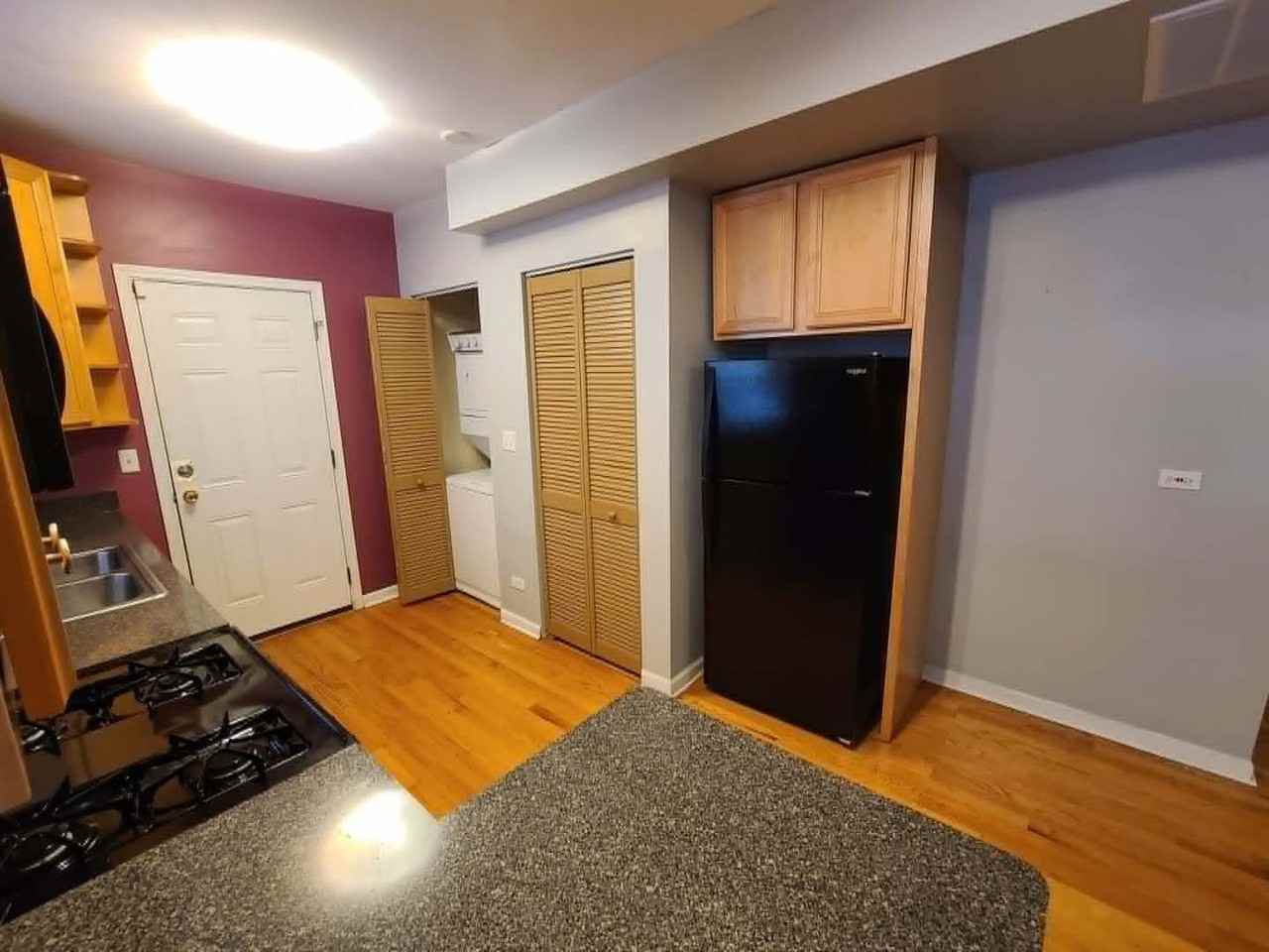 2318 W Rosemont Ave #2 - Photo 7 of 16