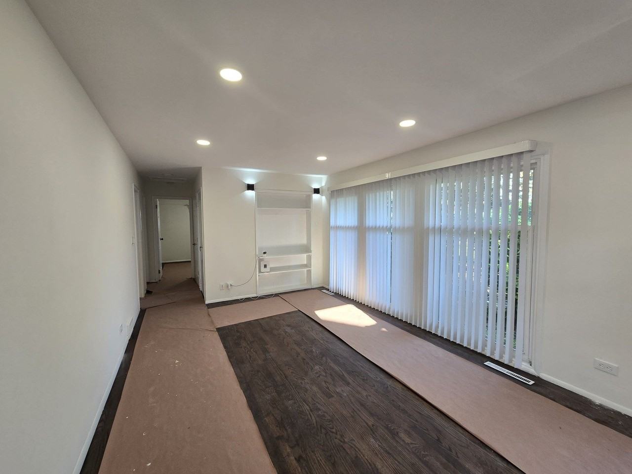 58 E 55th St - Photo 2 of 24