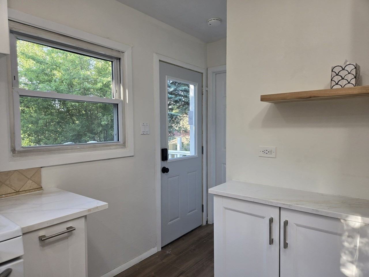 58 E 55th St - Photo 7 of 24