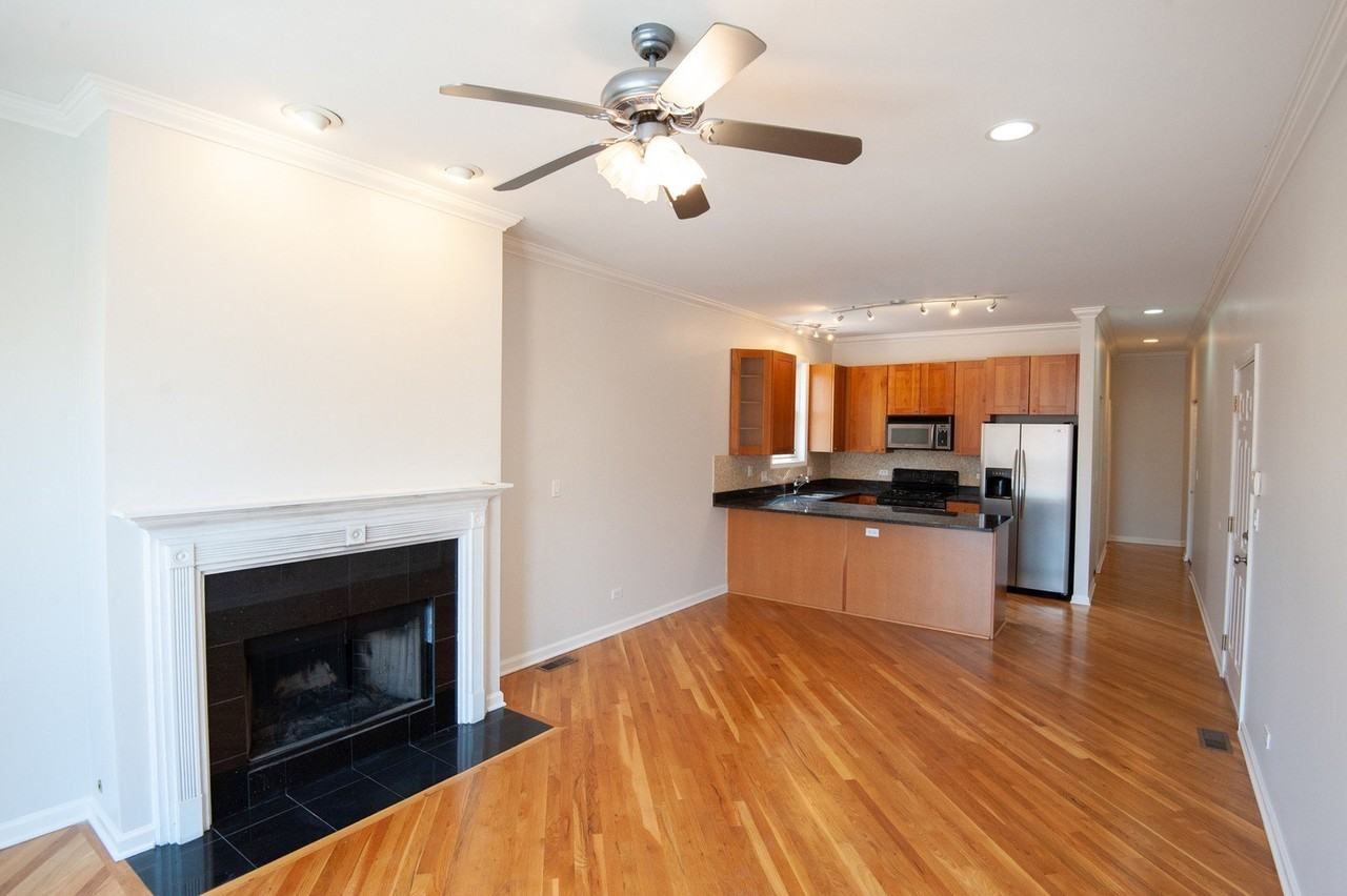 2427 W Augusta Blvd #2 - Photo 6 of 16