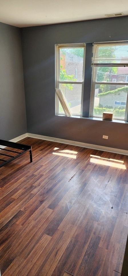 314 E 70th St #2 - Photo 5 of 6