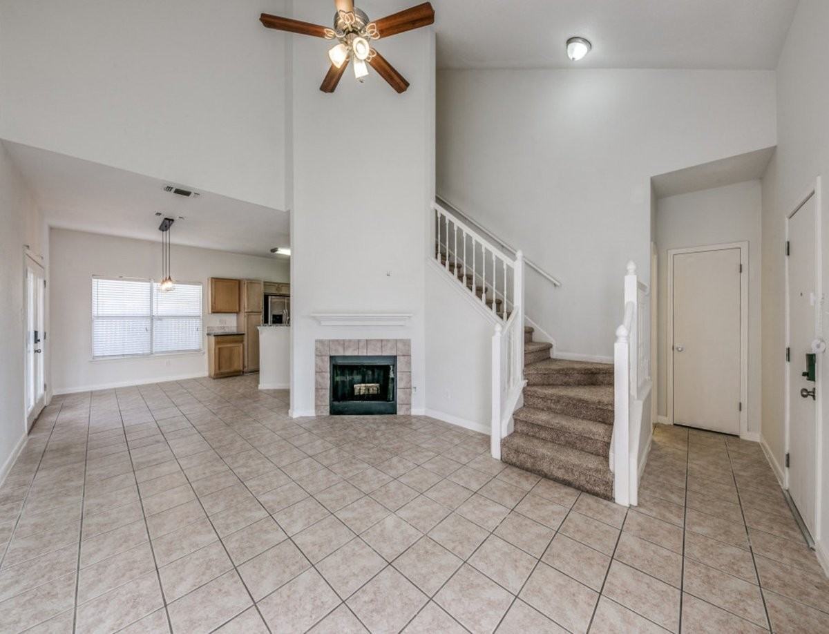 16606 Winding Oak Dr - Photo 4 of 14