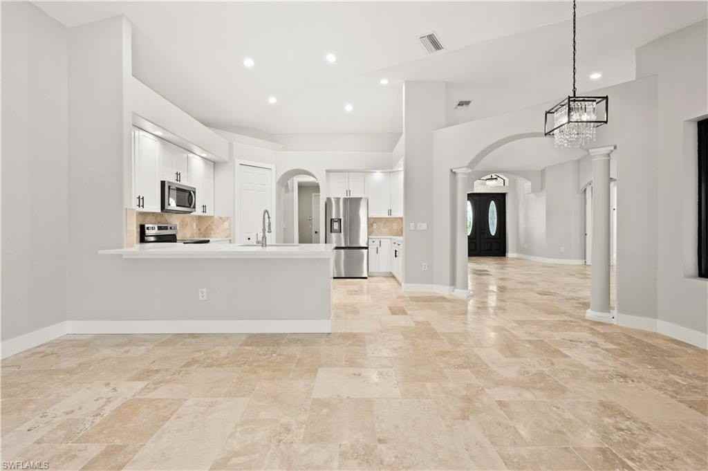 506 Nw 32nd Pl - Photo 6 of 17