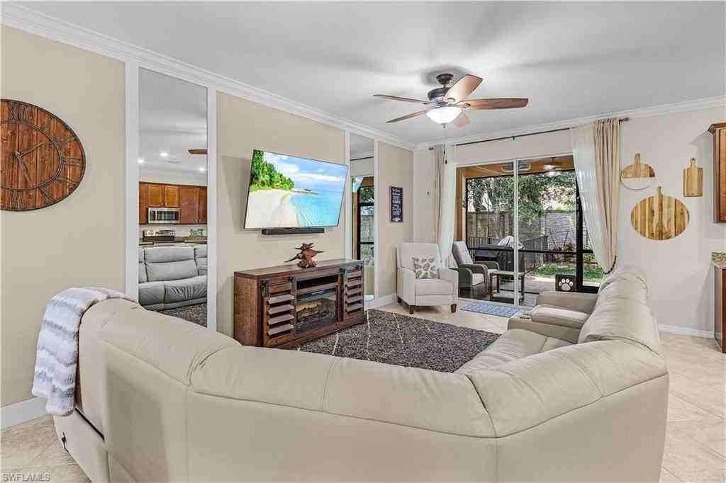 10100 Tin Maple Dr #12 - Photo 4 of 25