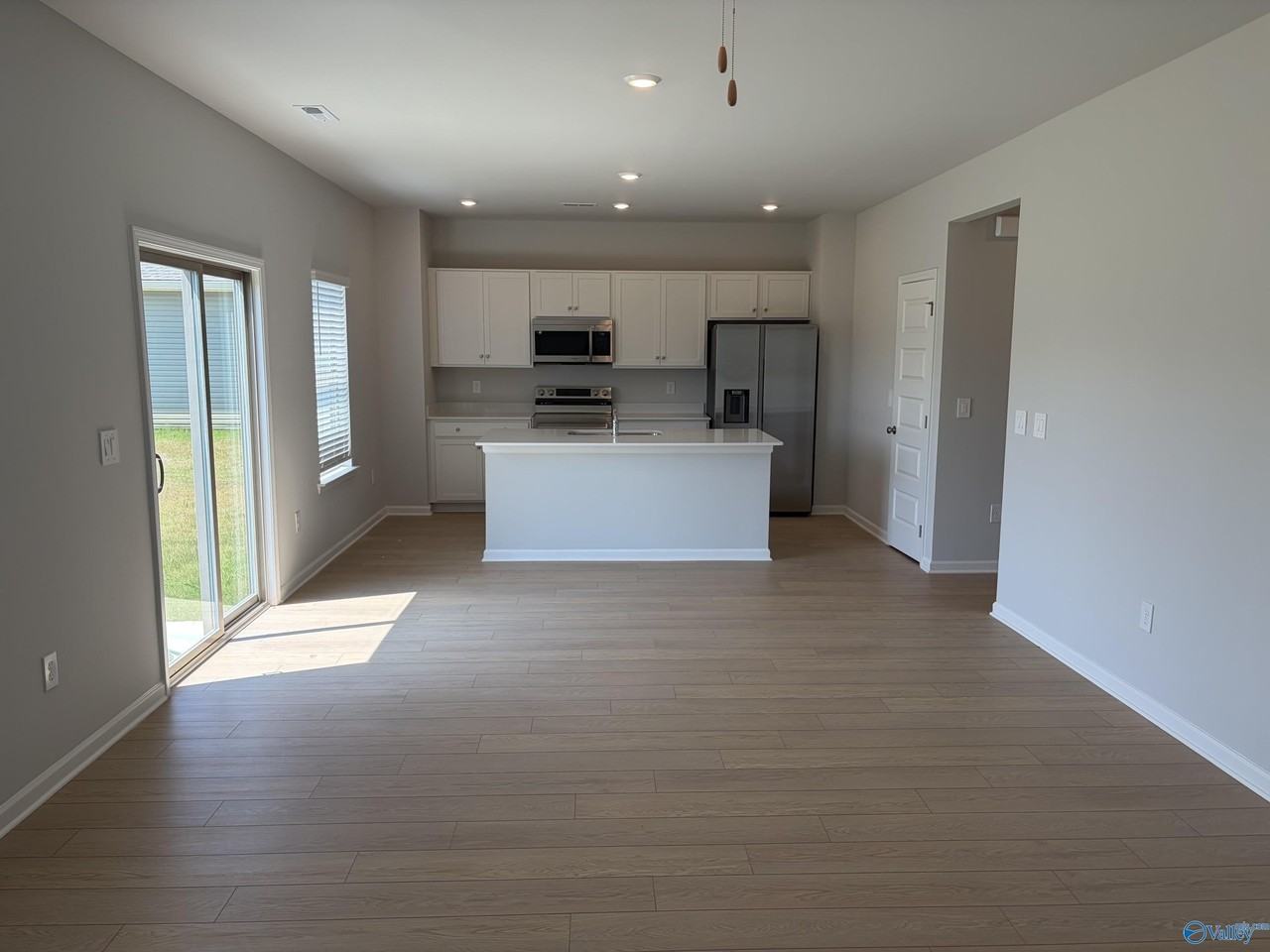 169 Labrador Ln - Photo 2 of 14