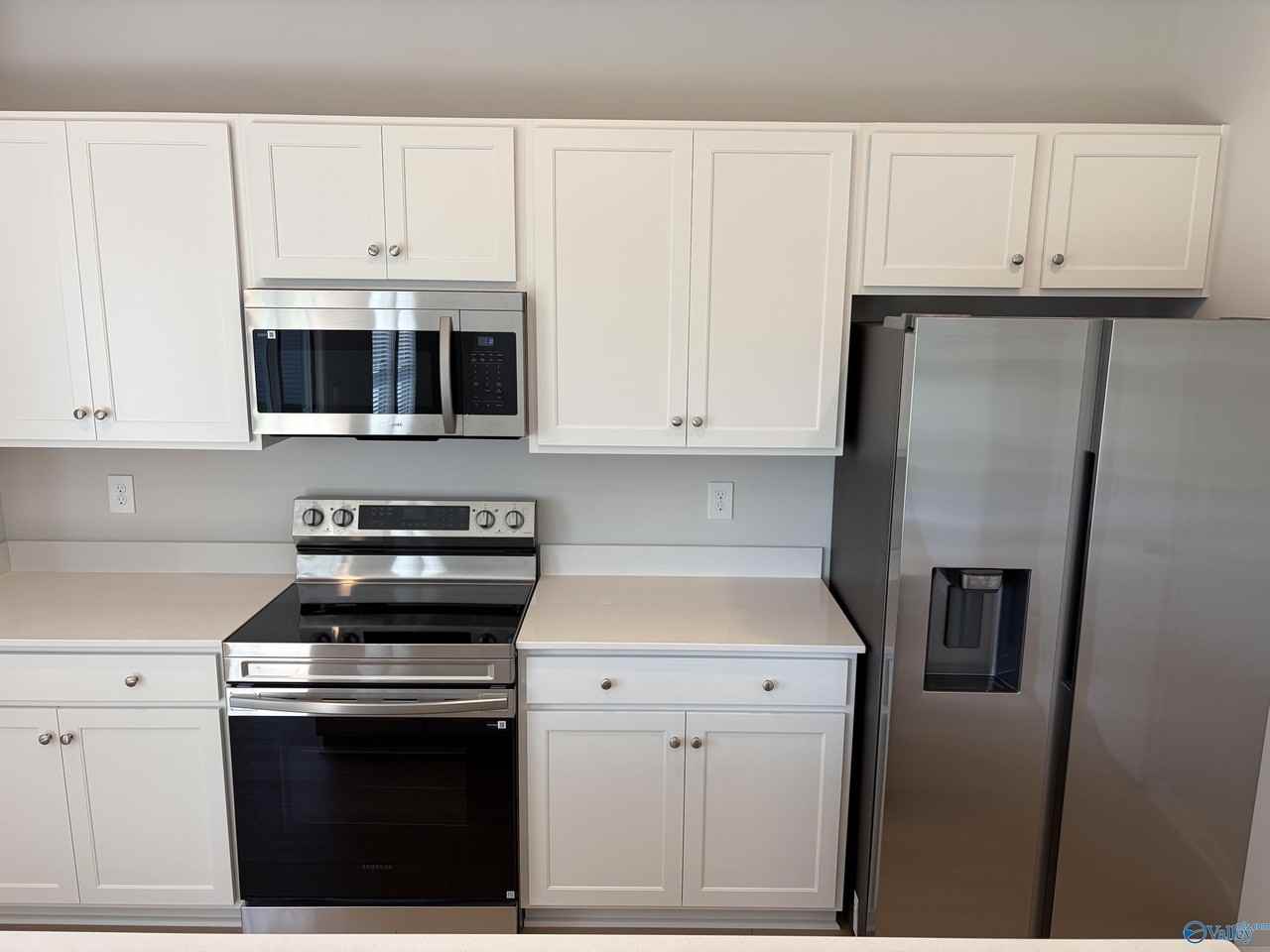 169 Labrador Ln - Photo 3 of 14