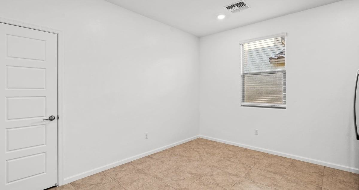 7093 W Muirwood Ln - Photo 5 of 20