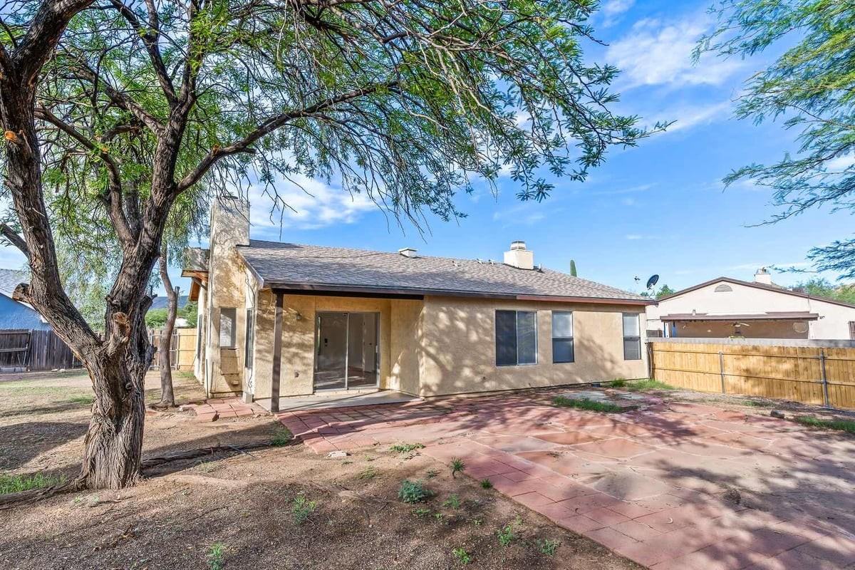 7221 S Camino Alegre - Photo 4 of 25
