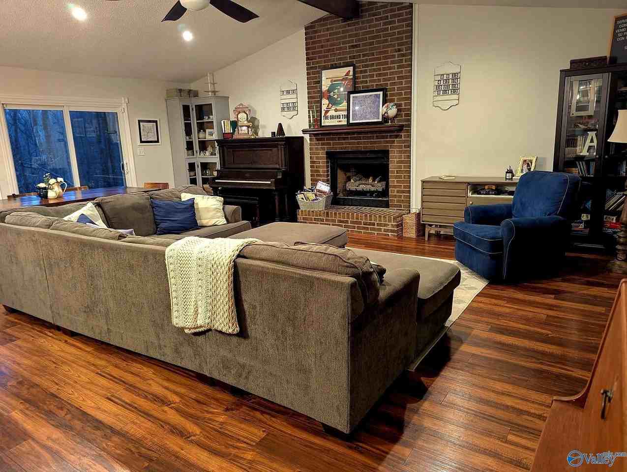 147 Butch Cash Rd - Photo 2 of 33