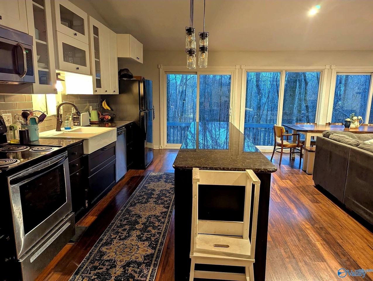 147 Butch Cash Rd - Photo 7 of 33