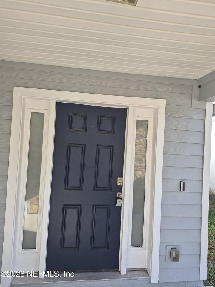 2537 Wisdom Ct - Photo 3 of 39