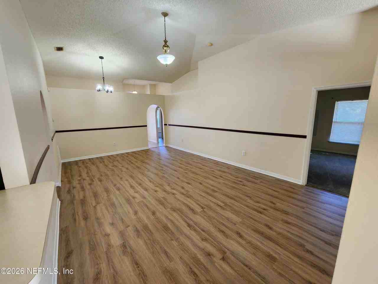 5940 Wentworth Cir S - Photo 6 of 23