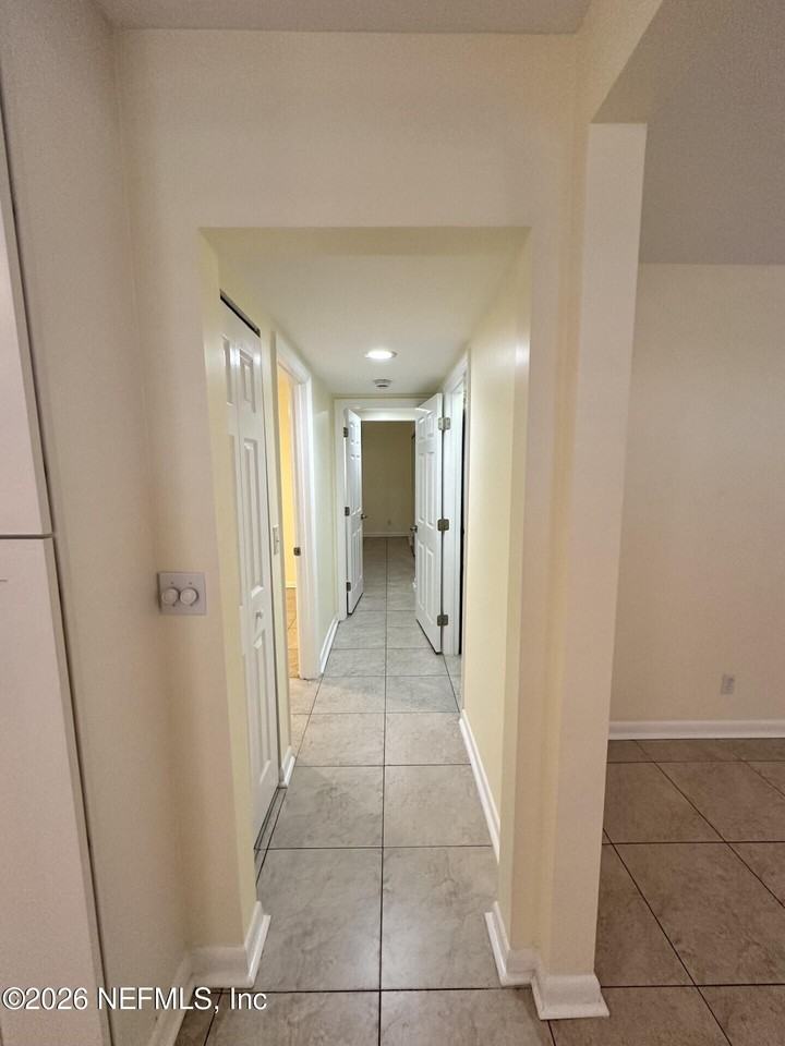 370 1st St - Photo 6 of 14