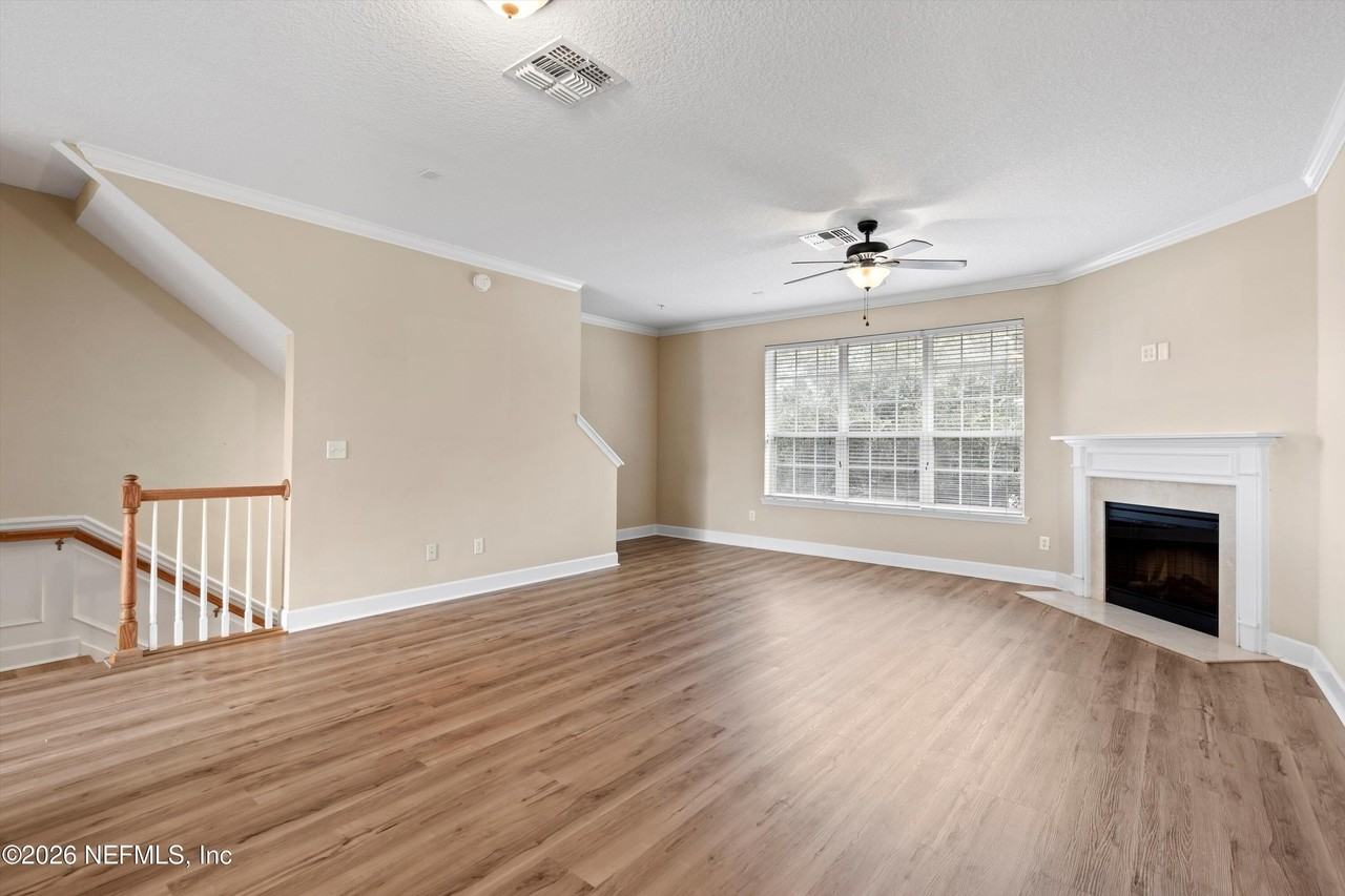 4368 Ellipse Dr - Photo 7 of 22