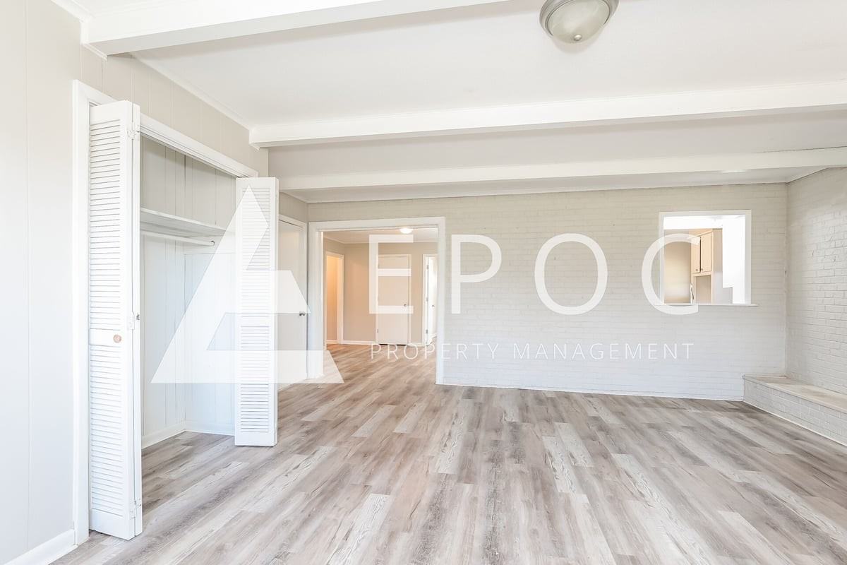 1619 Lexington Ave - Photo 7 of 15