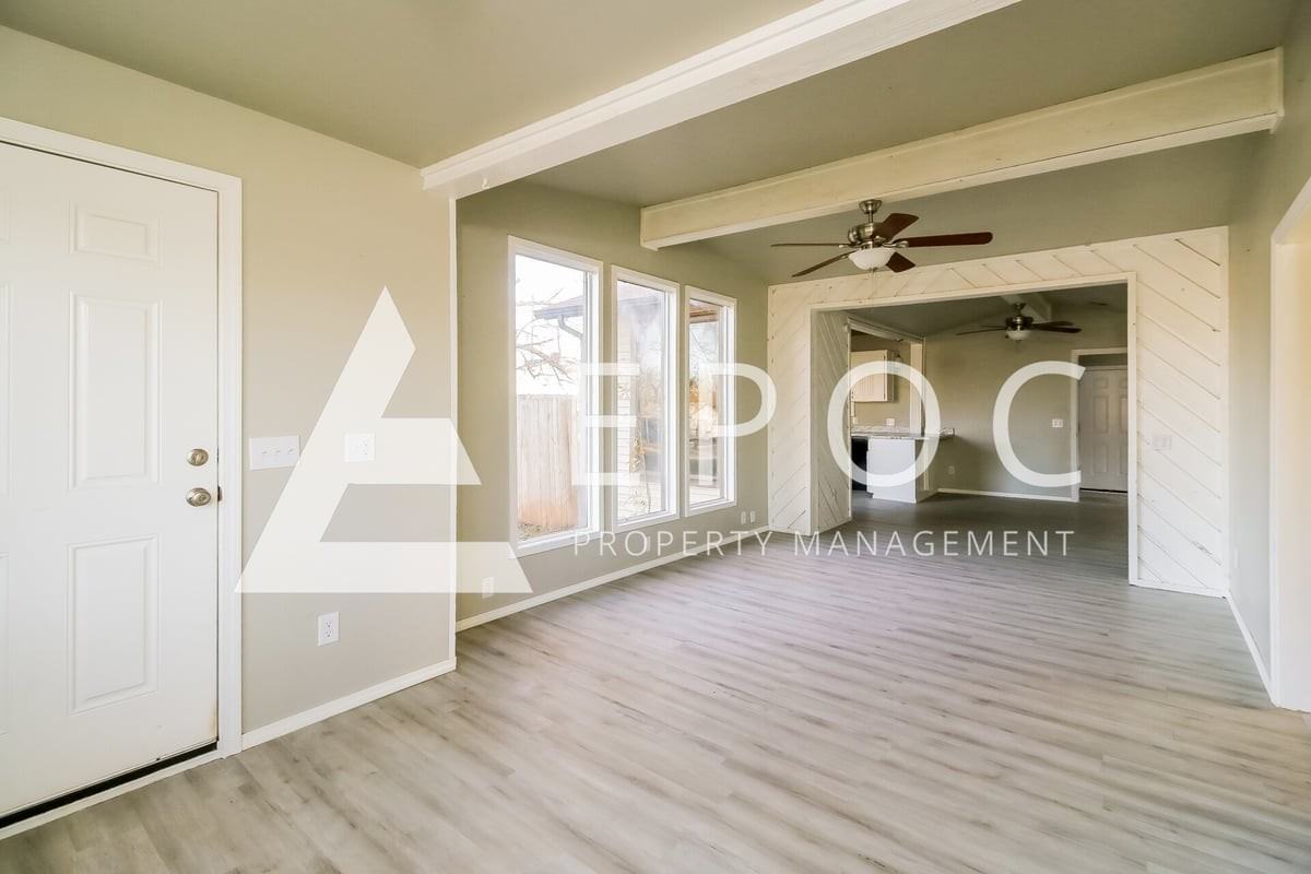 626 Cedar Ave - Photo 5 of 16