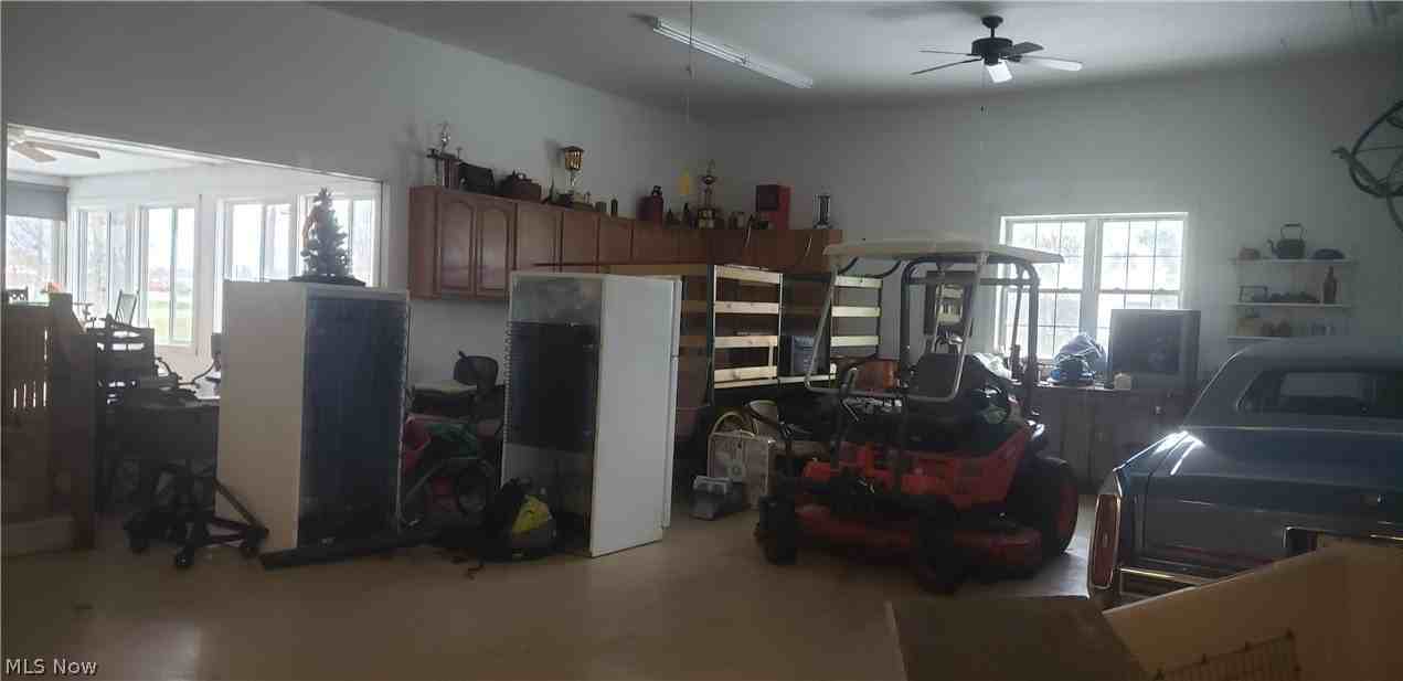15050 Lake St - Photo 3 of 30