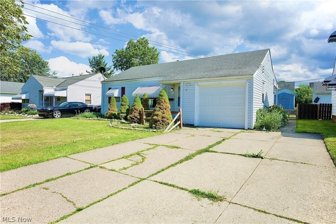 6117 Ira Ave - Photo 2 of 33