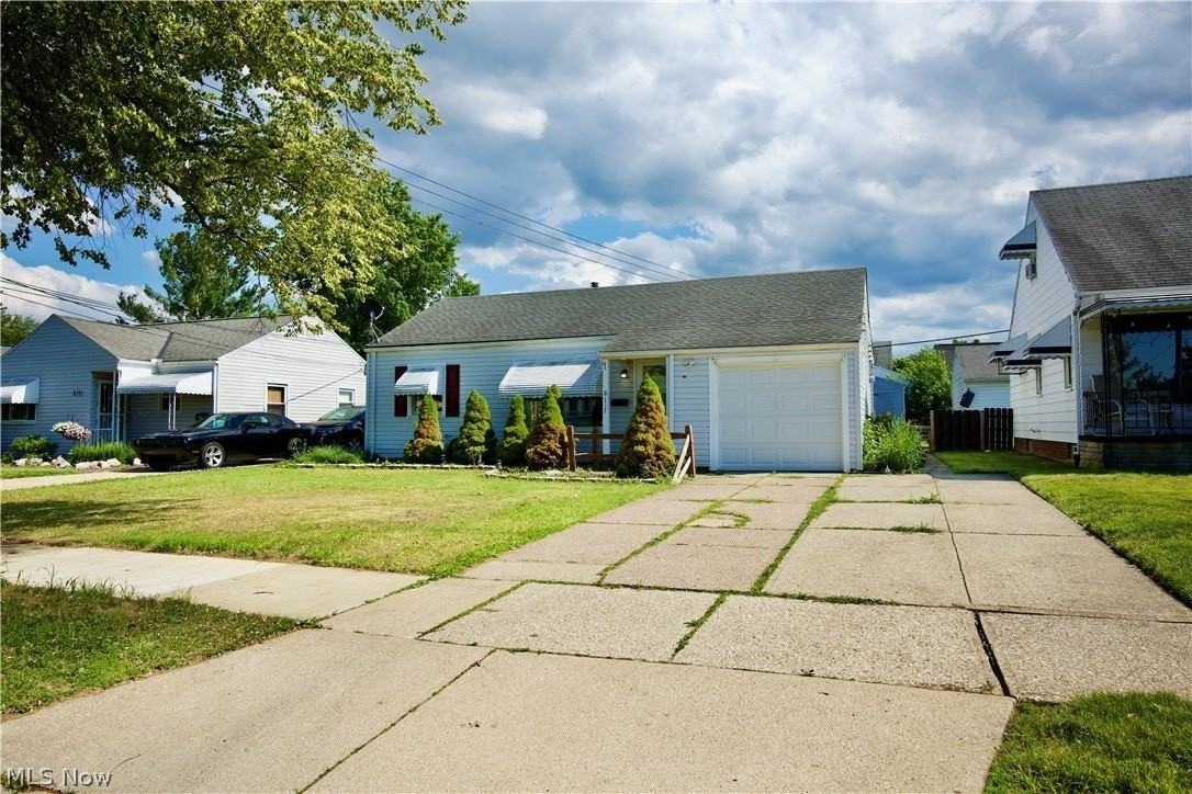 6117 Ira Ave - Photo 3 of 33