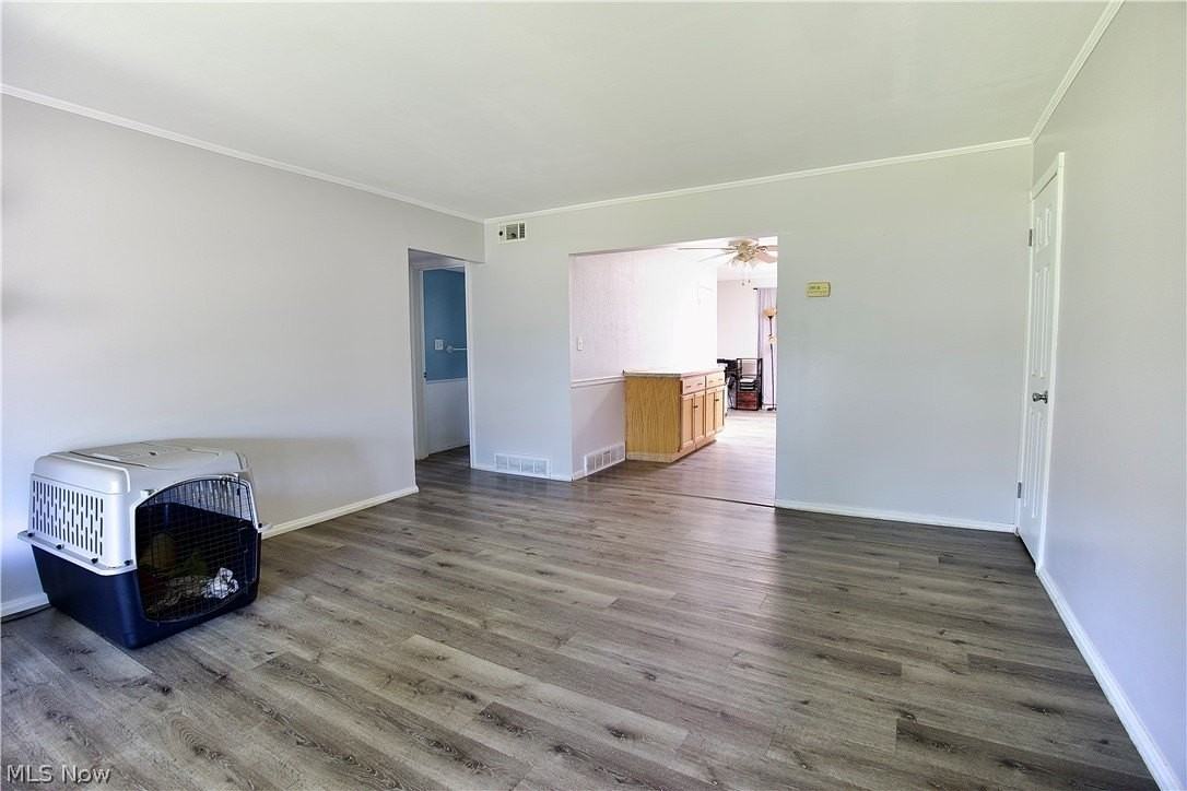 6117 Ira Ave - Photo 7 of 33