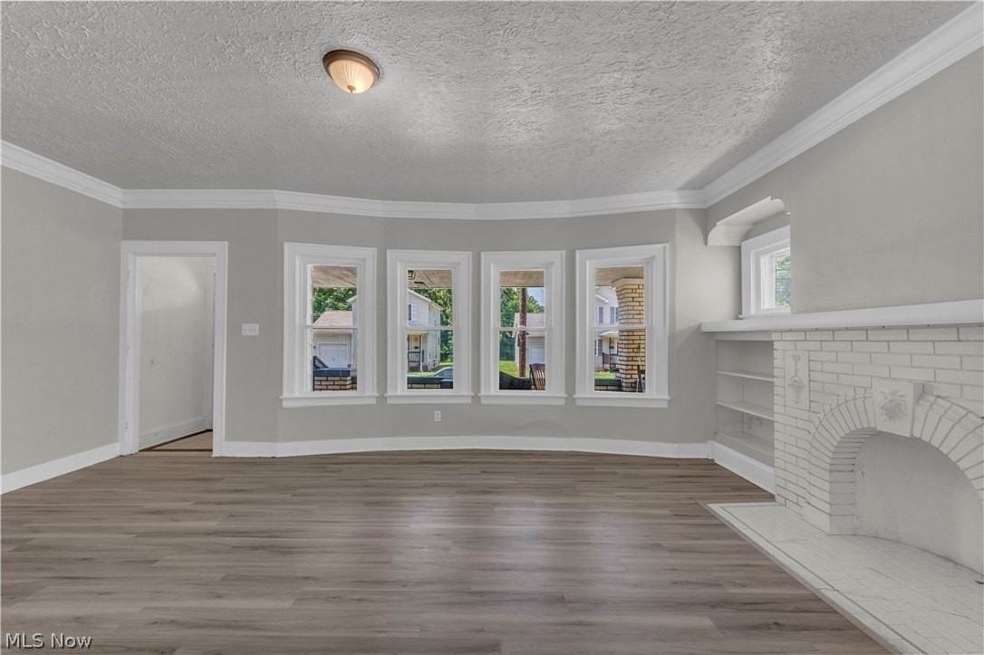 399 Madison Ave #1 - Photo 3 of 21