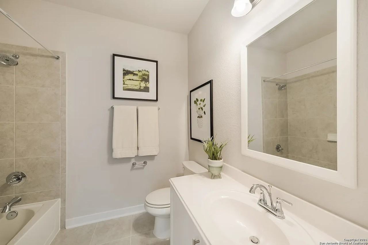 14815 Maverick Ave #1 - Photo 7 of 37