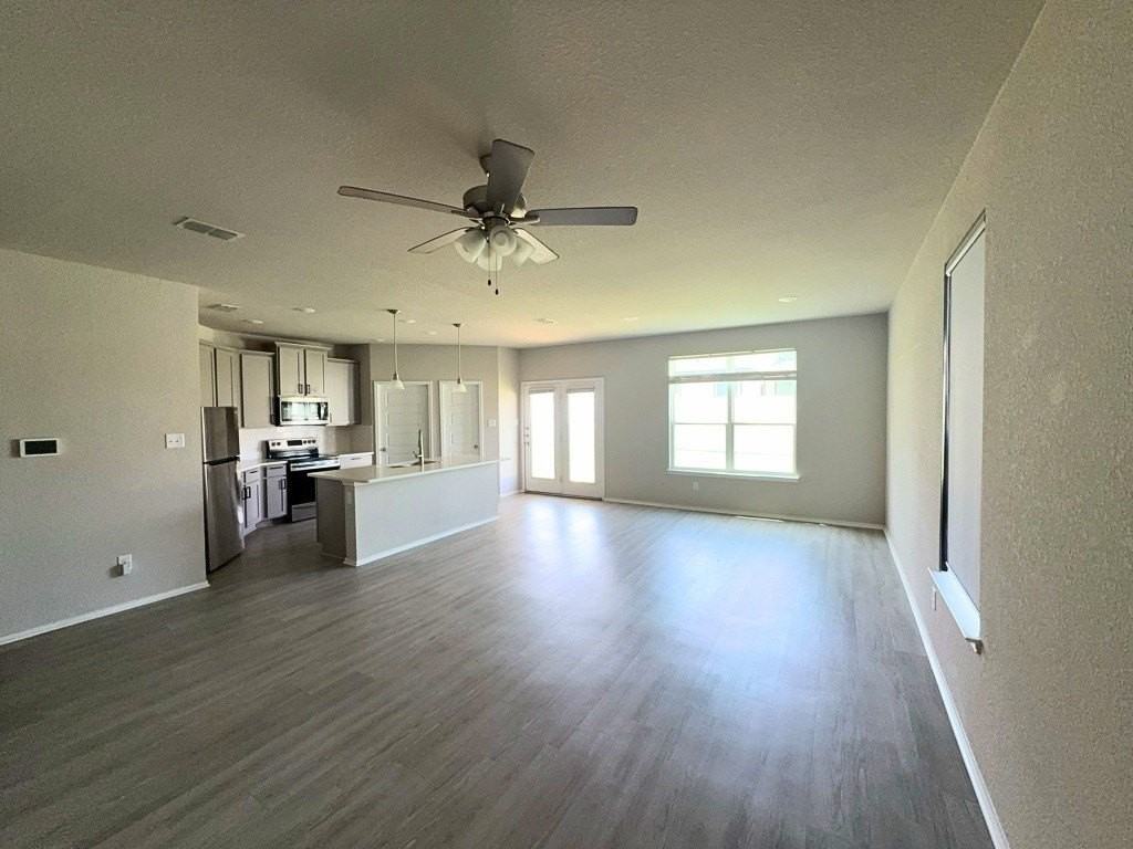 8978 Fair Oaks Dr - Photo 2 of 11