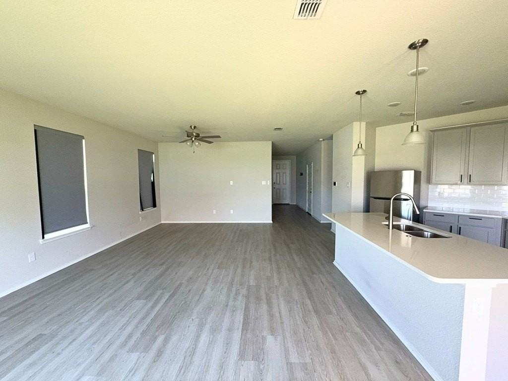 8978 Fair Oaks Dr - Photo 4 of 11