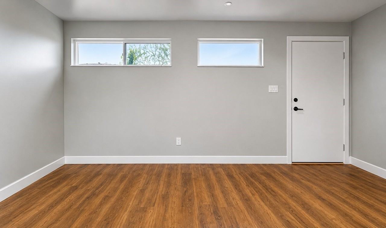 1804 Gould St #8 - Photo 4 of 8