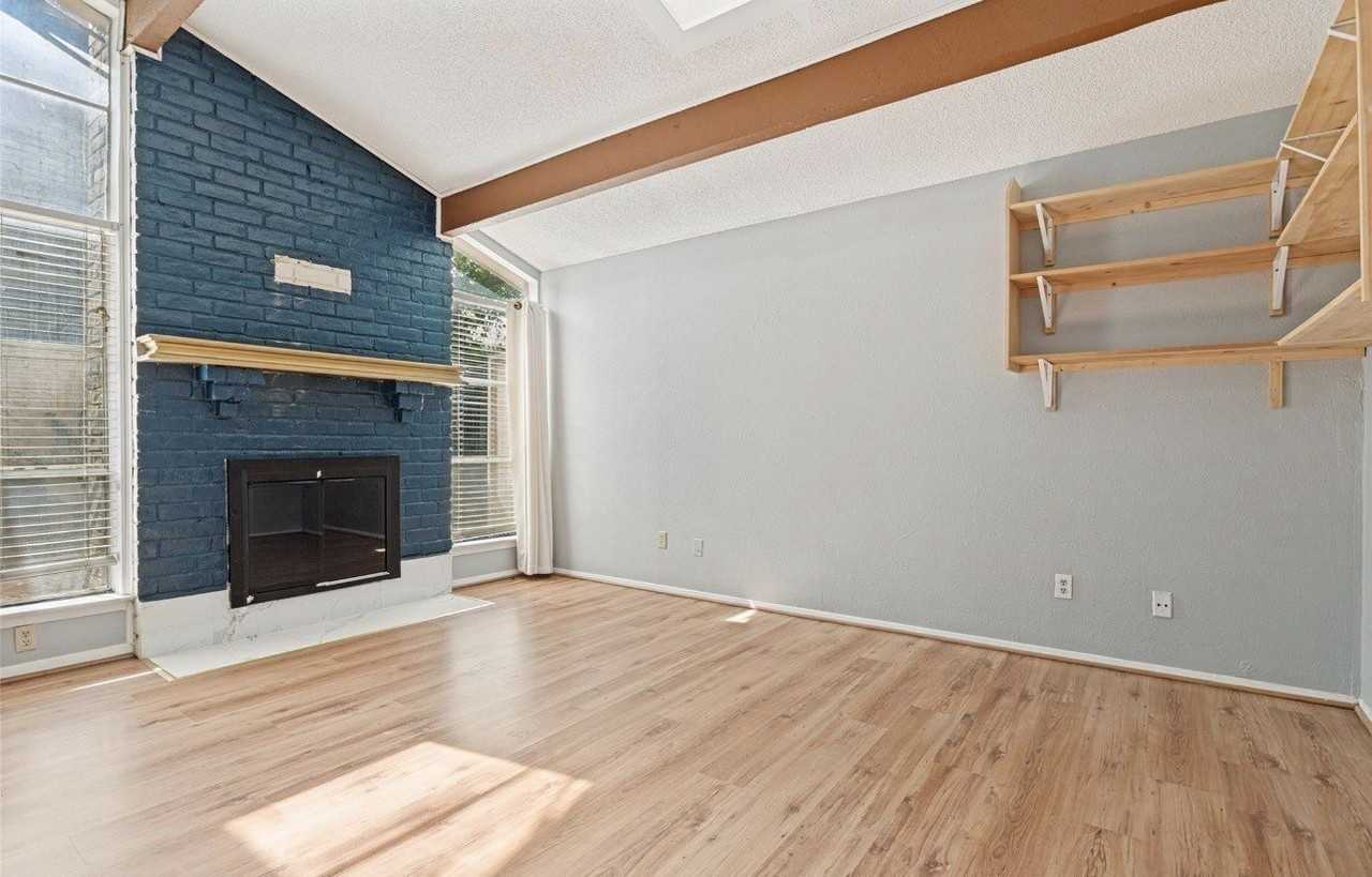 5808 Harvest Hill Rd - Photo 4 of 18