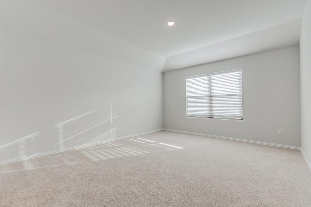 2421 Pacific Ave - Photo 7 of 10