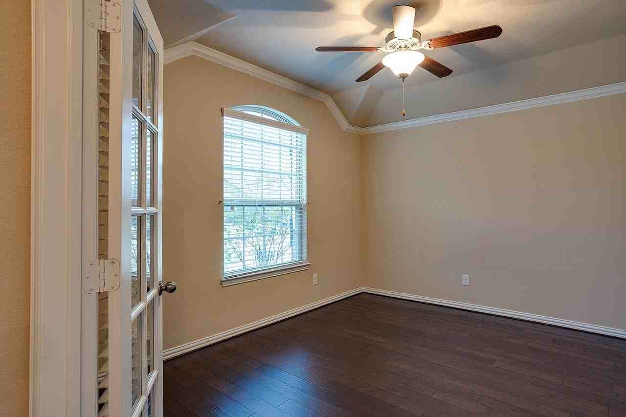16613 Stillhouse Hollow Ct - Photo 5 of 36