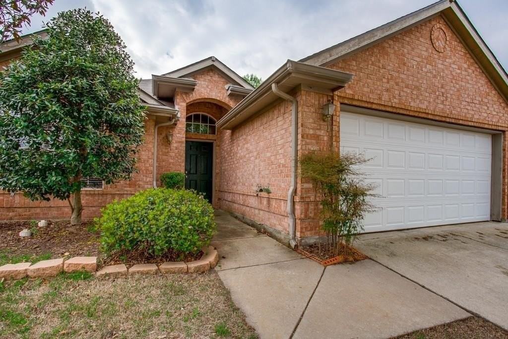 9213 Norfolk Ln - Photo 3 of 21