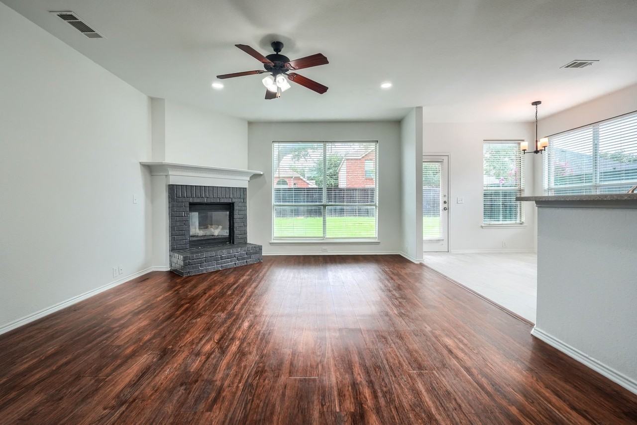 8217 Rayburn Ln - Photo 6 of 30