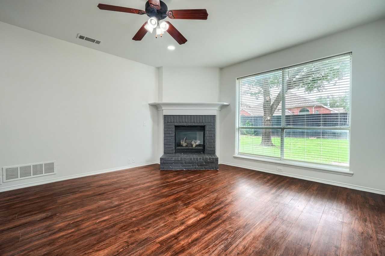 8217 Rayburn Ln - Photo 7 of 30