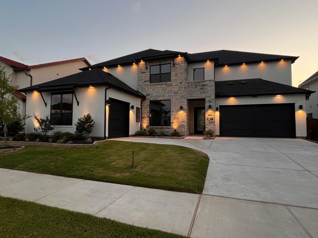 10437 Milkweed Ct - Photo 3 of 38