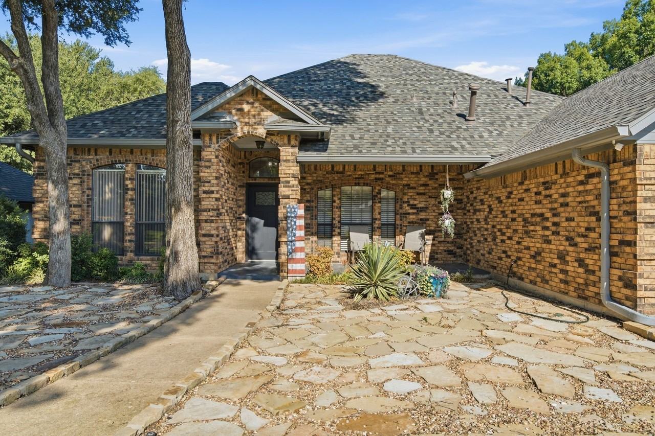 306 Country Manor Dr - Photo 4 of 40