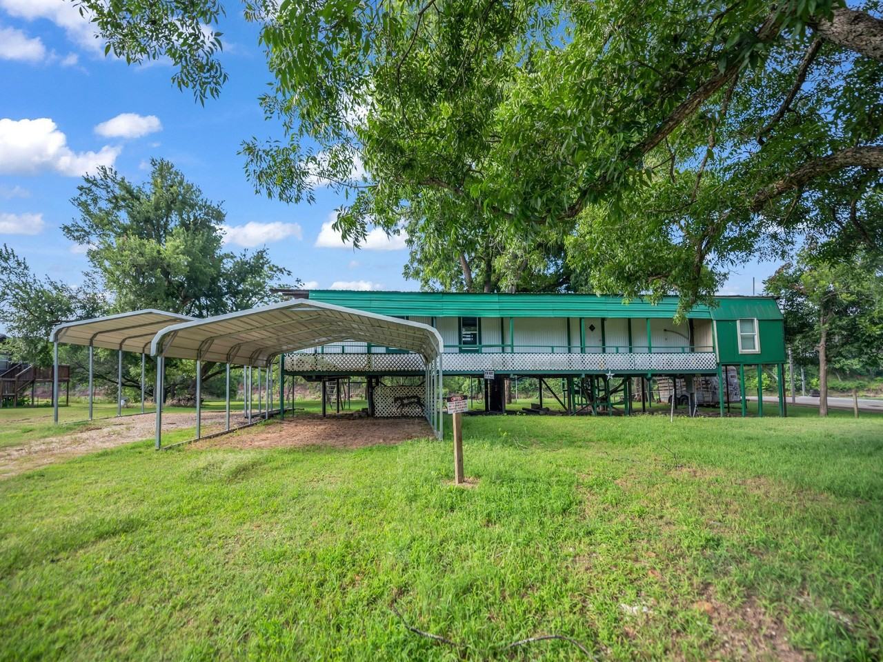 133 Chavez Trl - Photo 2 of 16
