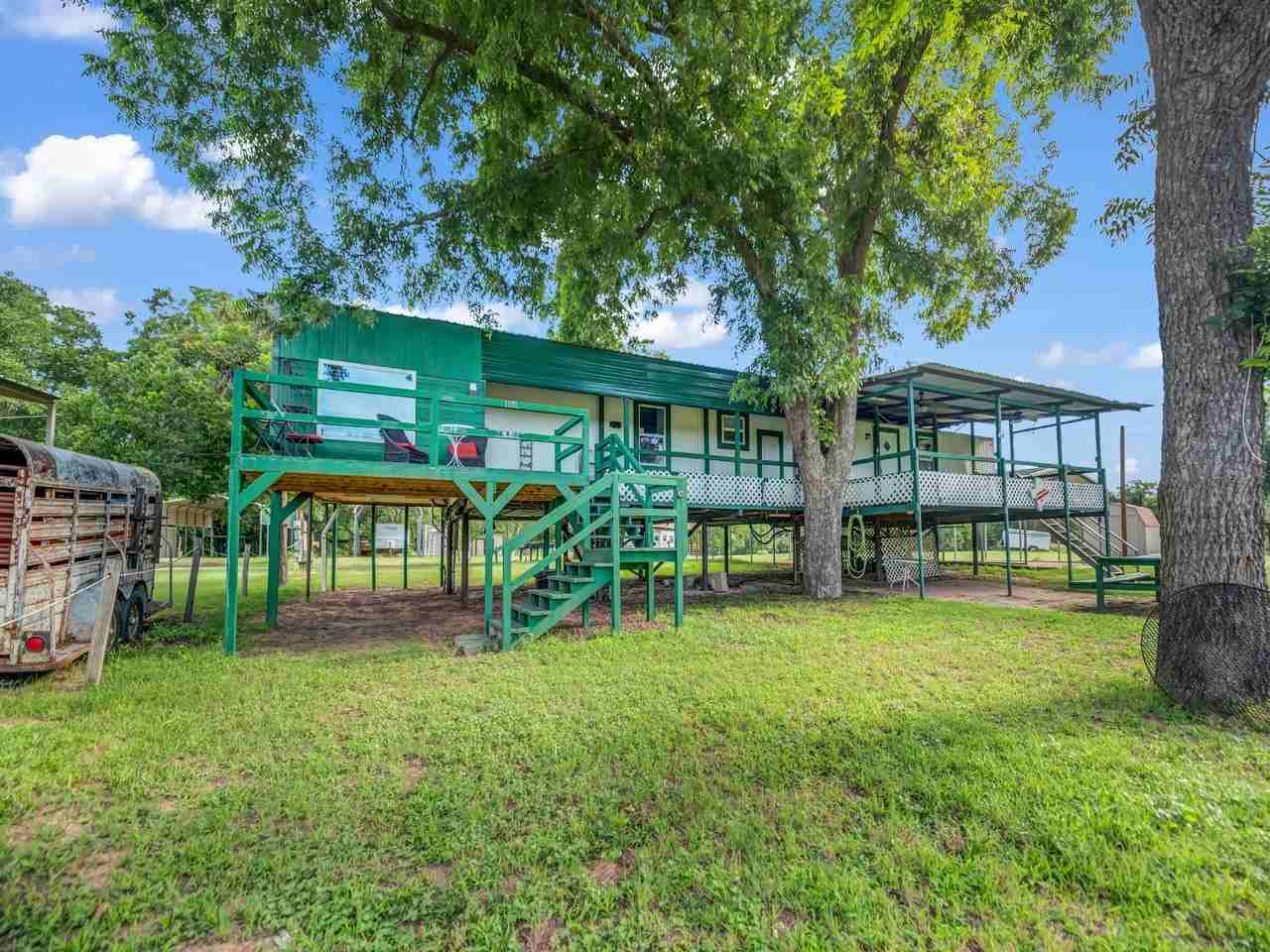 133 Chavez Trl - Photo 5 of 16