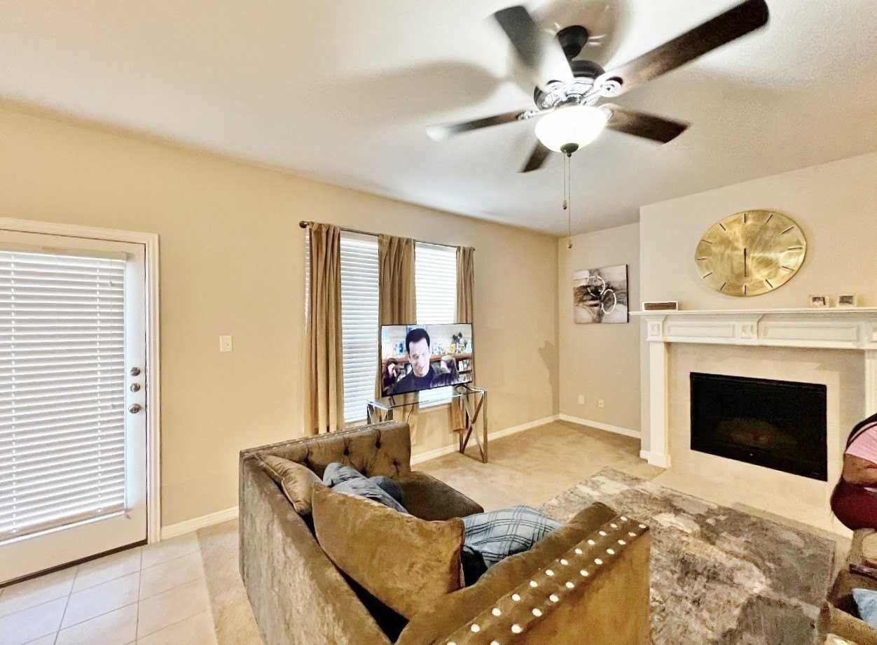9322 Moon River Dr - Photo 2 of 12