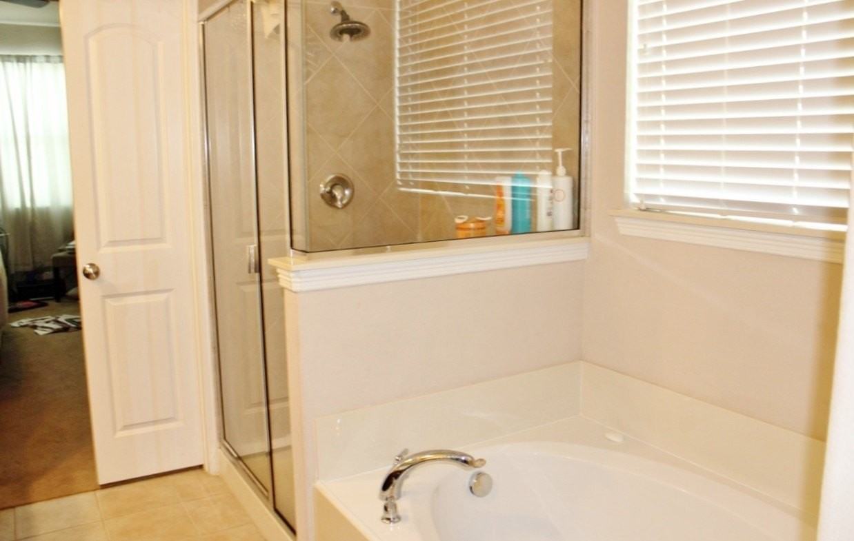 9322 Moon River Dr - Photo 7 of 12