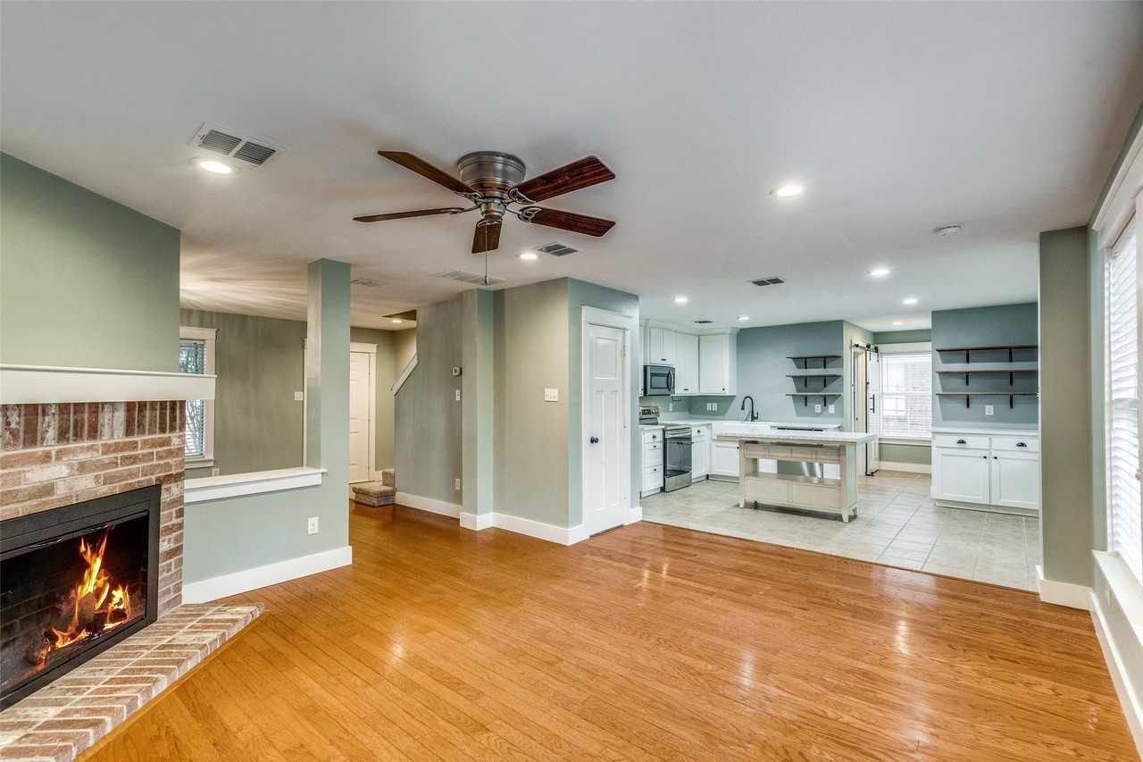 2613 Hidden Valley Dr - Photo 6 of 31