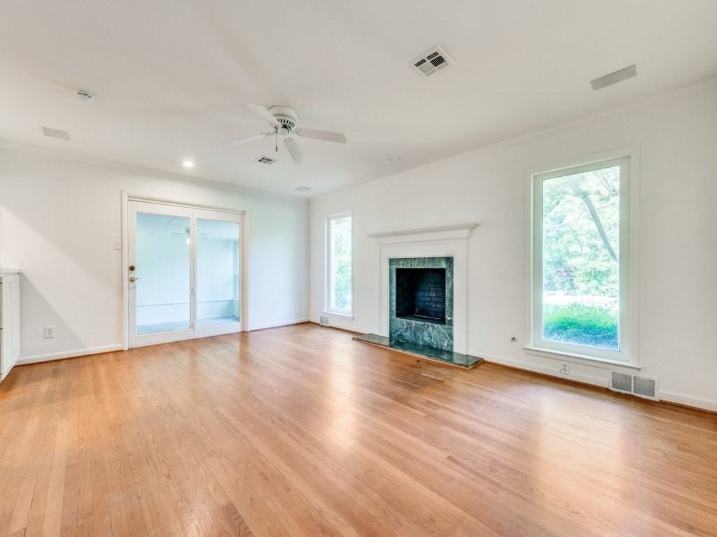 10715 Royal Springs Dr - Photo 2 of 12
