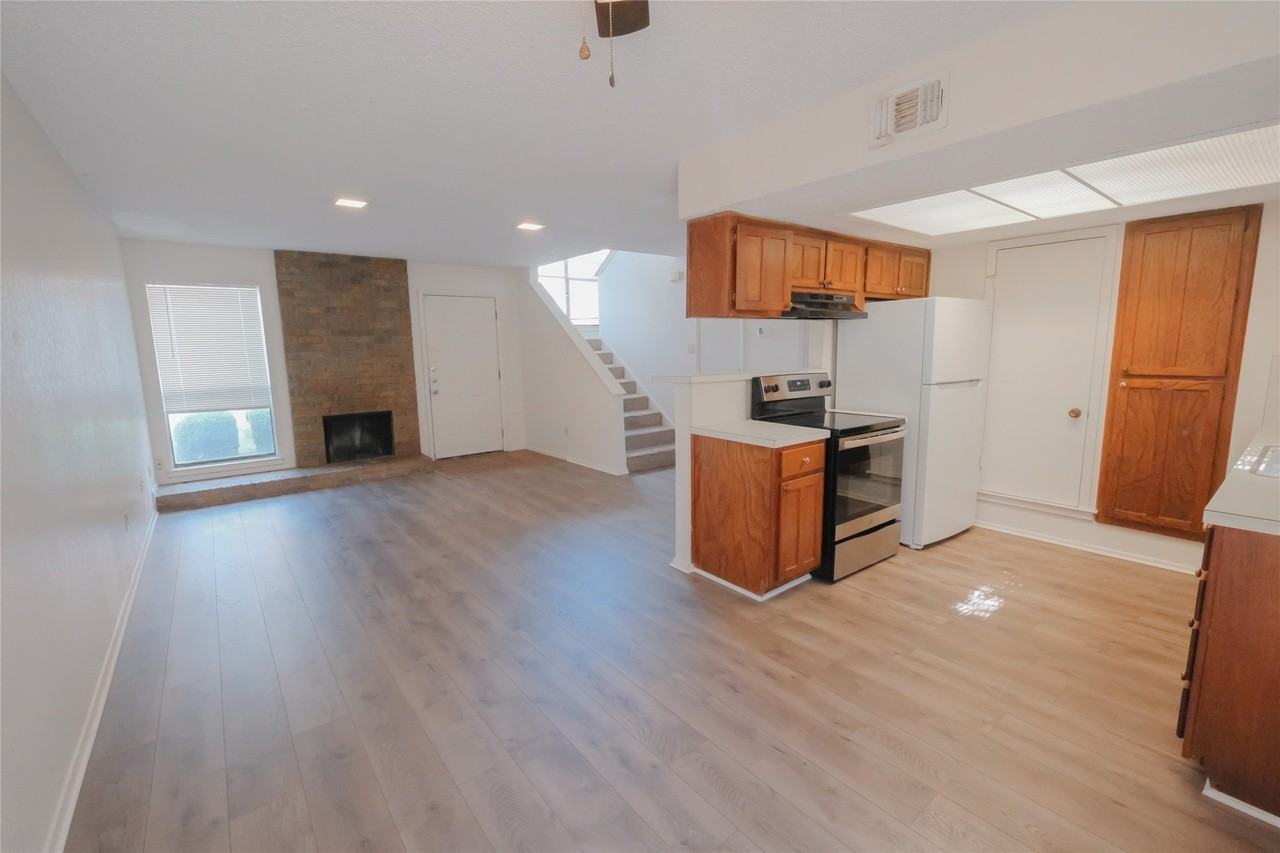 4829 Diaz Ave #1 - Photo 4 of 18