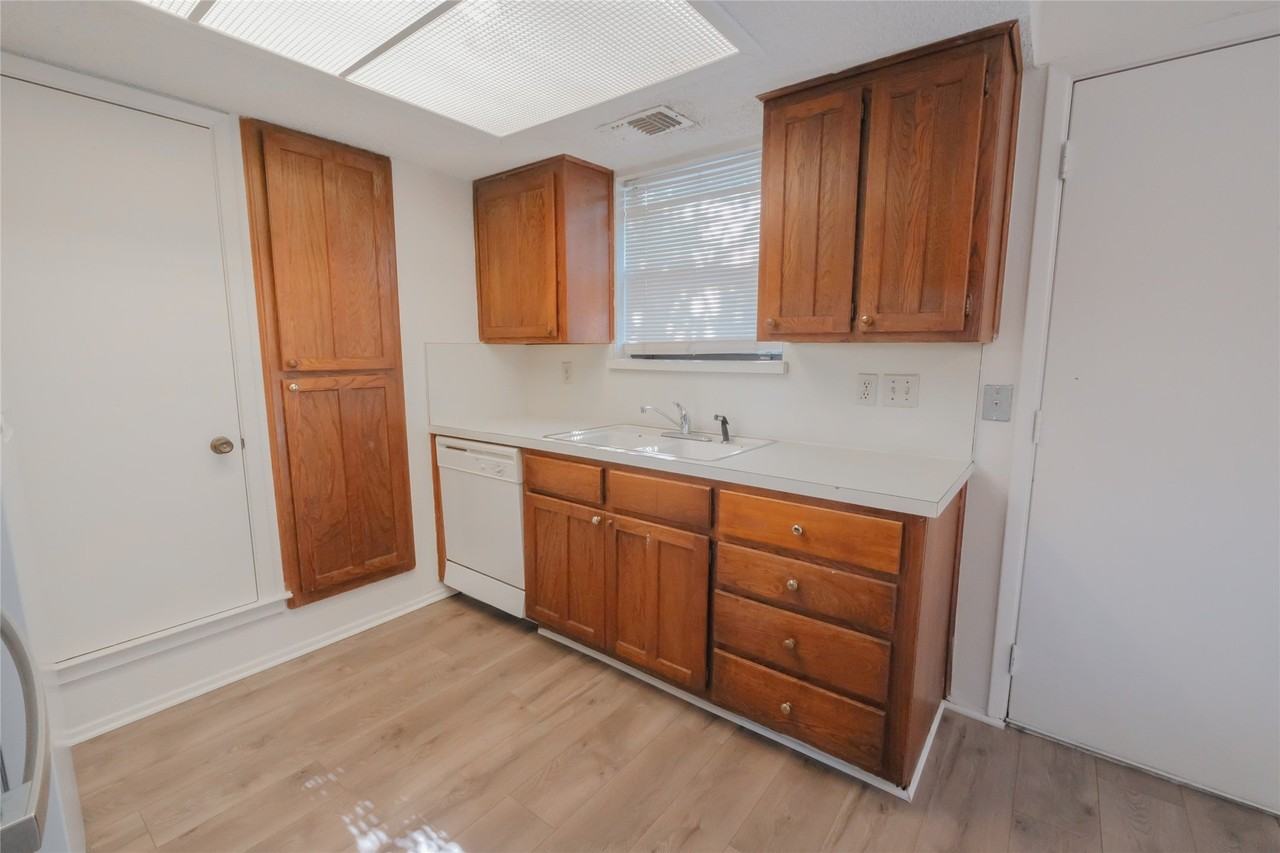 4829 Diaz Ave #1 - Photo 7 of 18