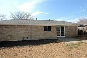 829 Sunshine Ln - Photo 2 of 10