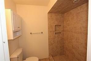 829 Sunshine Ln - Photo 6 of 10
