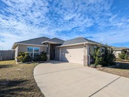 featured image of 2401 Spur Ln
