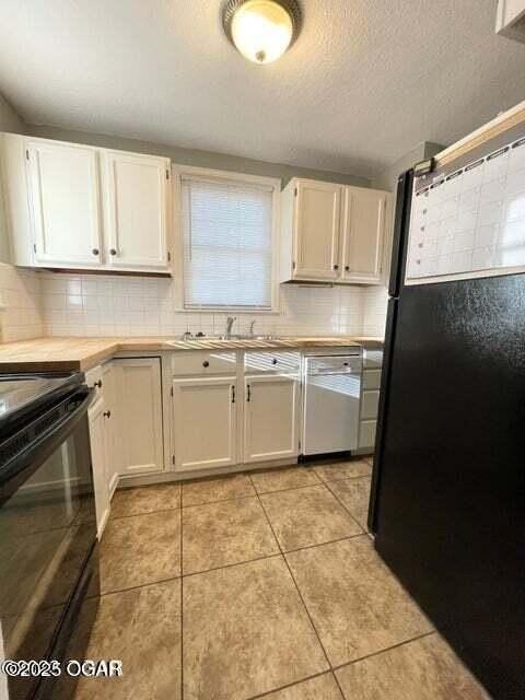 3301 S Pearl Ave - Photo 3 of 9